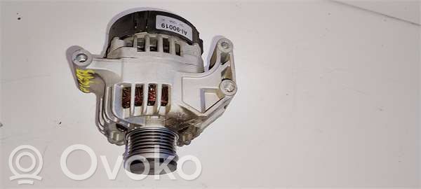 Opel Corsa D Alternador 