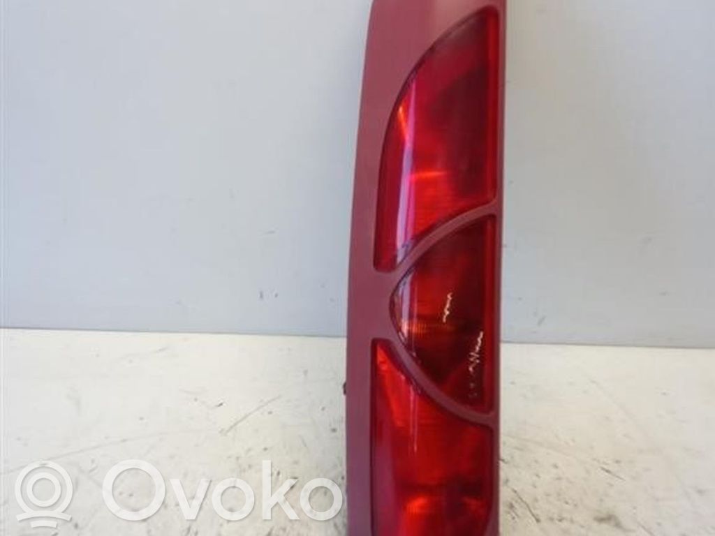Renault Kangoo I Luz trasera/de freno 