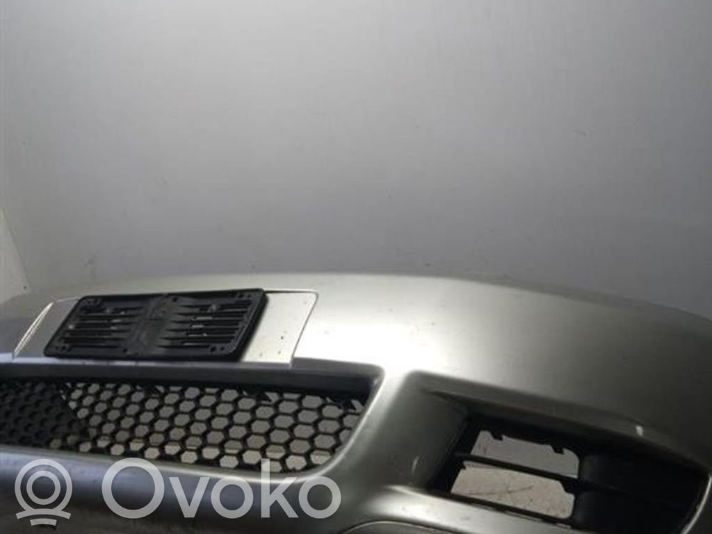 Toyota Corolla Verso AR10 Etupuskuri 