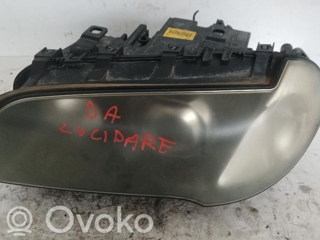 BMW X3 E83 Phare frontale 