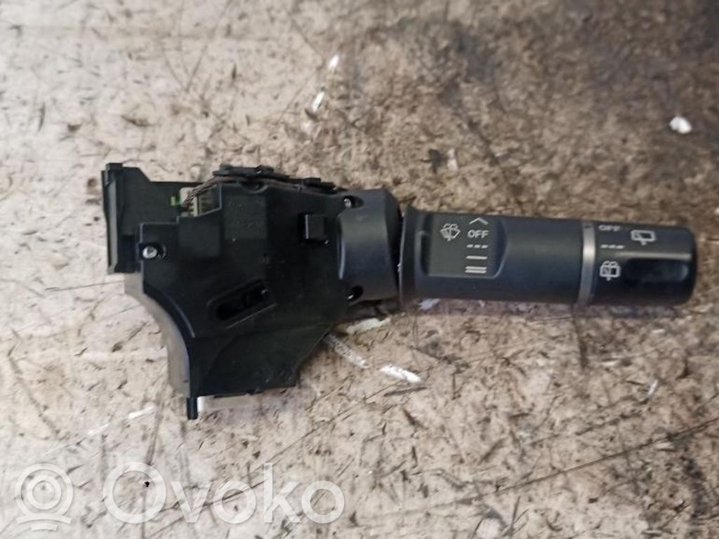 Mazda 2 Stikla tīrītāja vadības pogas kātiņš 