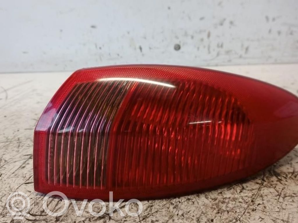 Alfa Romeo 147 Luz trasera/de freno 
