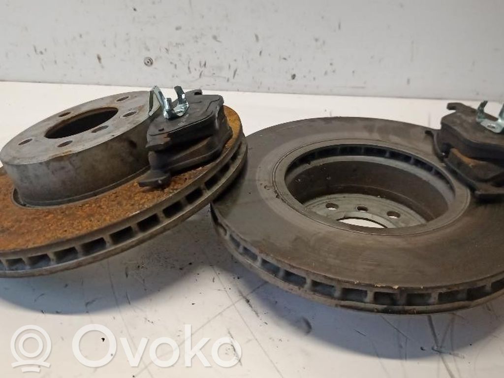 BMW 5 E60 E61 Priekinis stabdžių diskas 