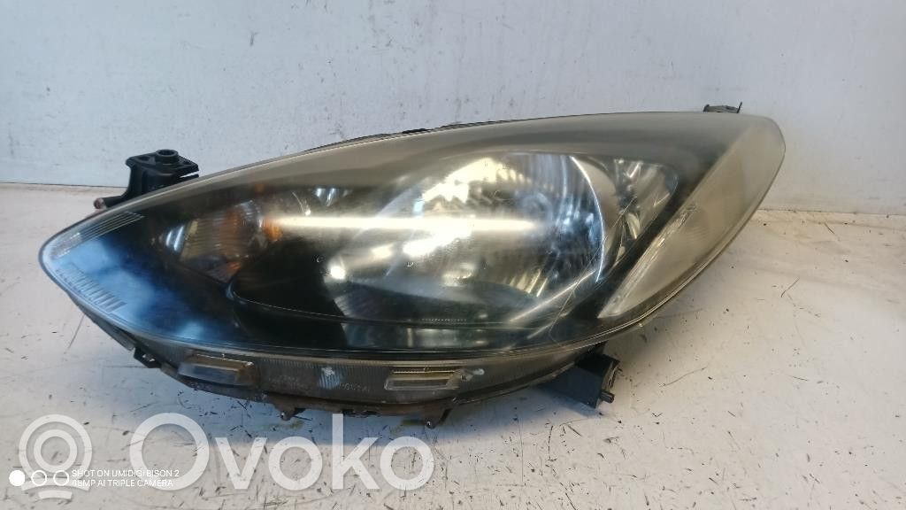 Mazda 2 Headlight/headlamp 