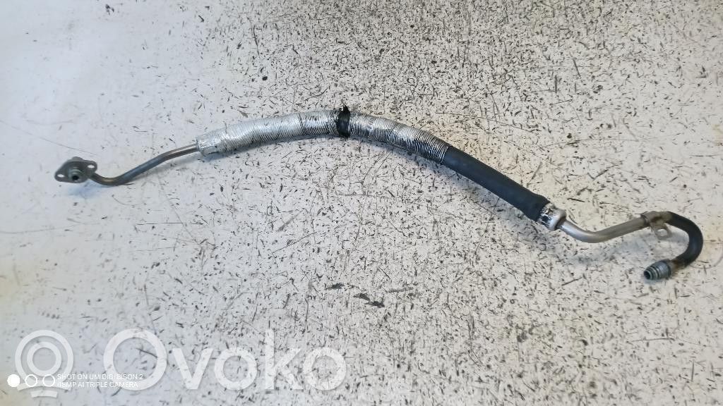 Volkswagen Touareg II Przewód wspomagania kierownicy 