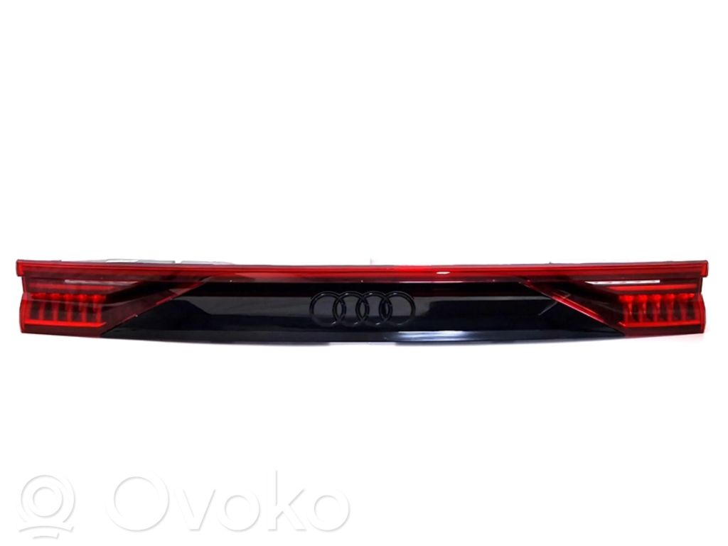 Audi Q8 Feux arrière sur hayon 