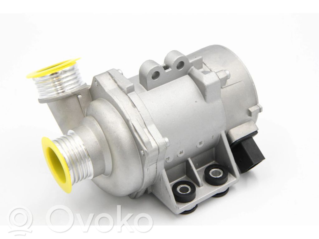 BMW 7 E65 E66 Water pump 