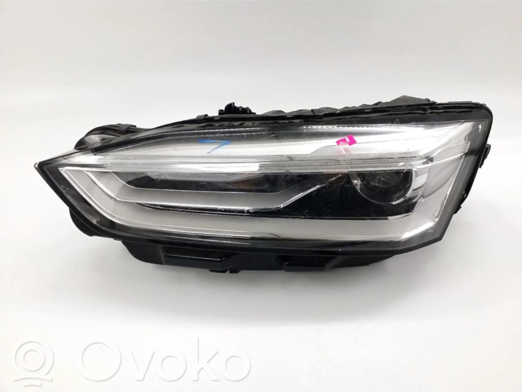 Audi A5 Priekinis žibintas 