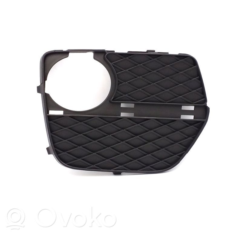 Front bumper lower grill   51117312606