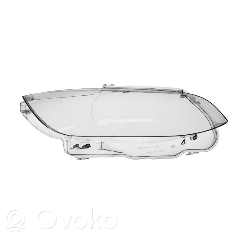 Headlight lense   7401132