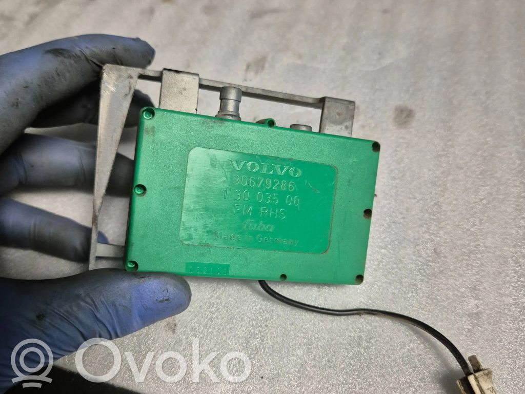 Antenas vadības bloks   30679286,13003500