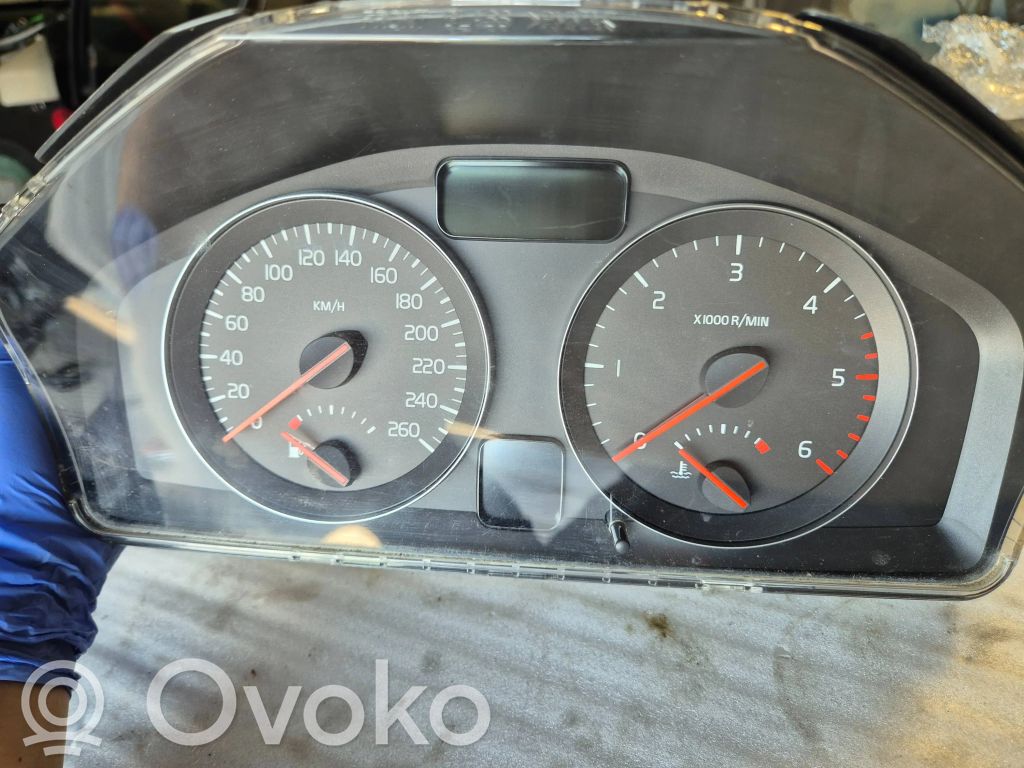 Speedometer (instrument cluster)   36002433,69199420T,31254776