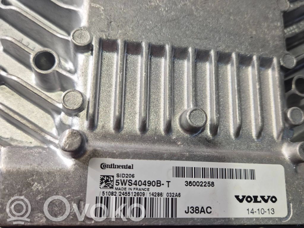 Volvo C30 Engine control unit/module 