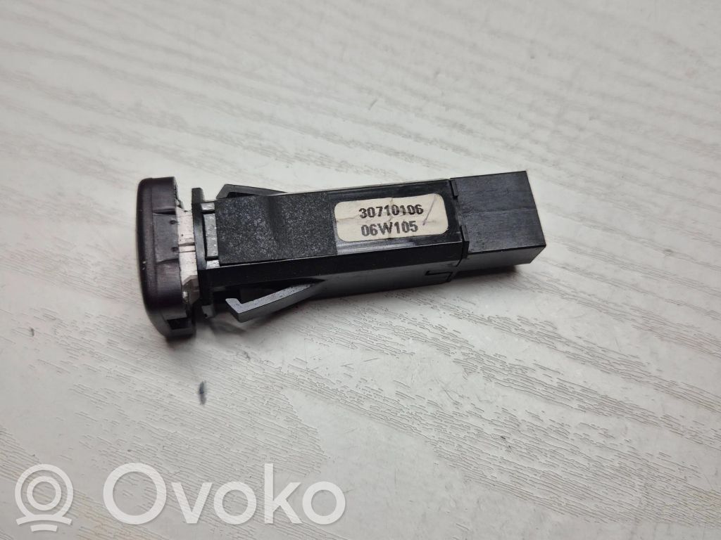 Hazard light switch   30710106,06W105