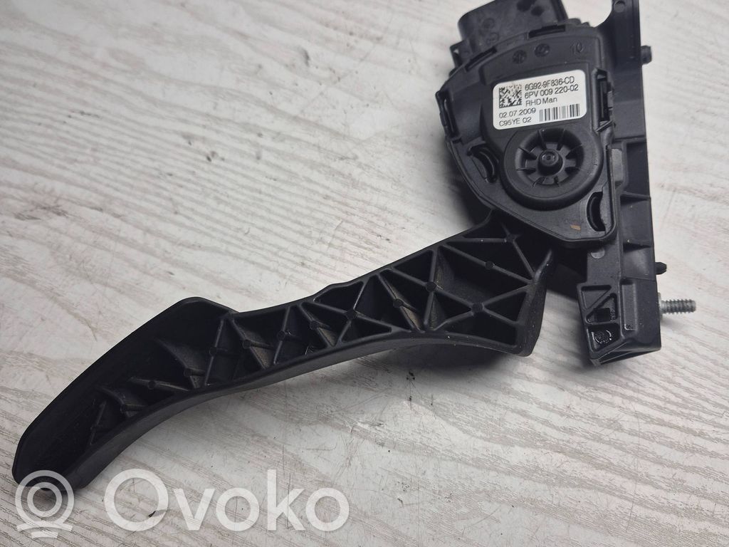 Akceleratoriaus pedalas   6G929F836CD,C95YE02,6PV00922002