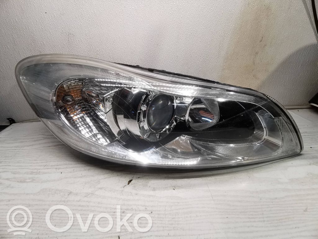 Lampa przednia   31299815,0301255202,E08A6184