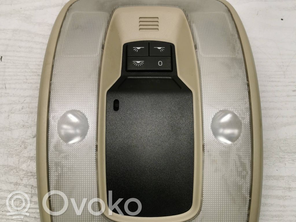 Volvo V60 Luz del asiento delantero 