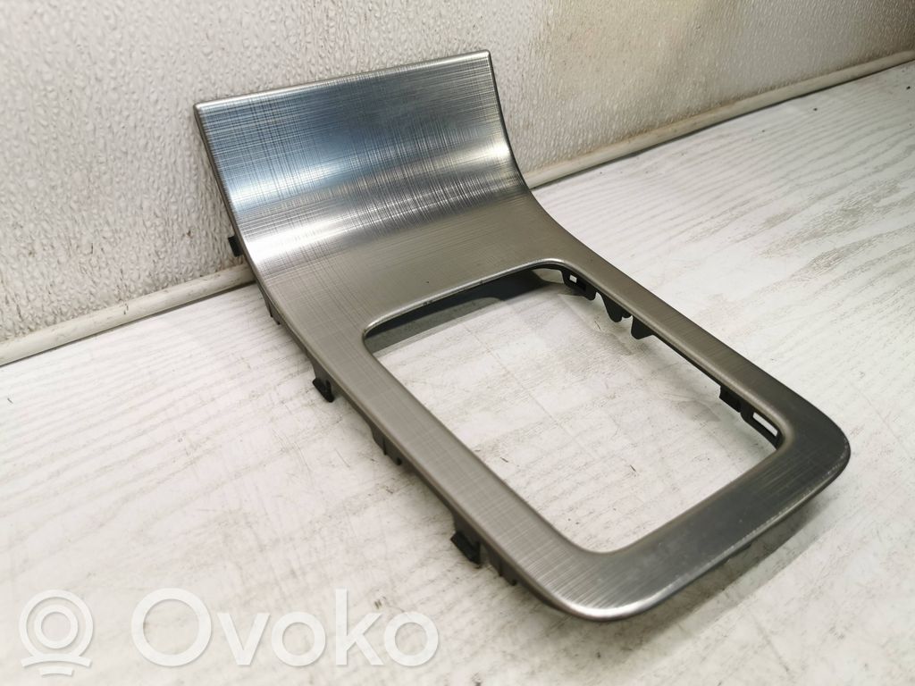 Volvo V70 Gear shifter surround trim plastic 