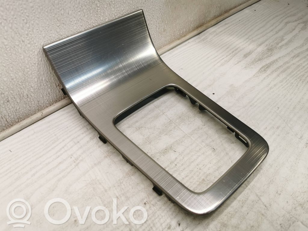 Volvo V70 Gear shifter surround trim plastic 