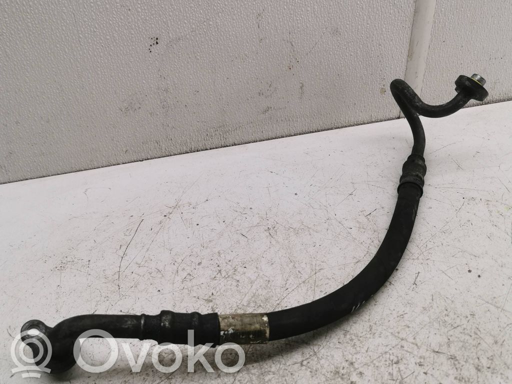 Volvo V60 Ilmastointilaitteen putki (A/C) 