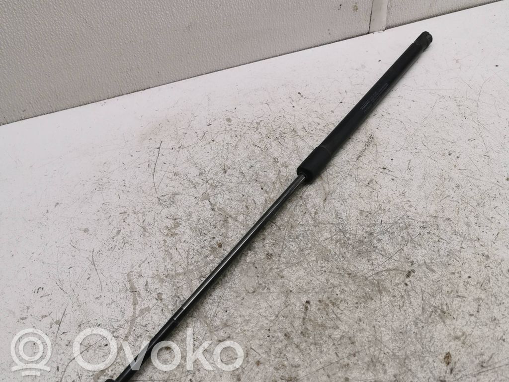 Volvo V40 Tailgate/trunk strut/damper 