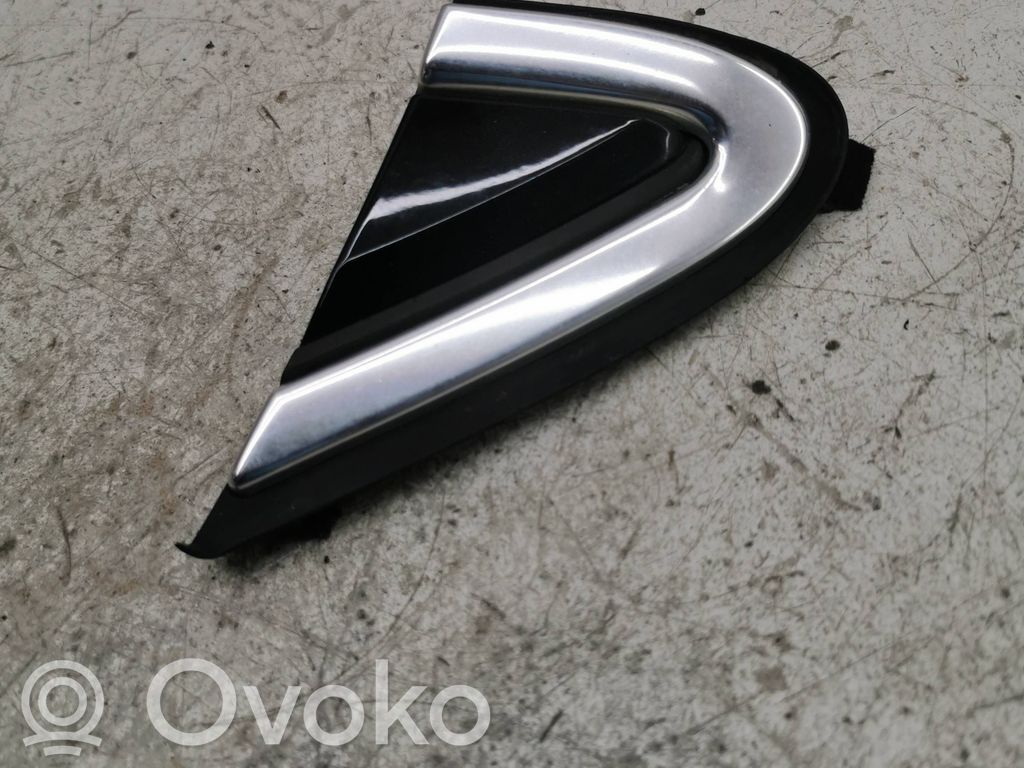 Volvo V40 Listwa / Uszczelka szyby drzwi 