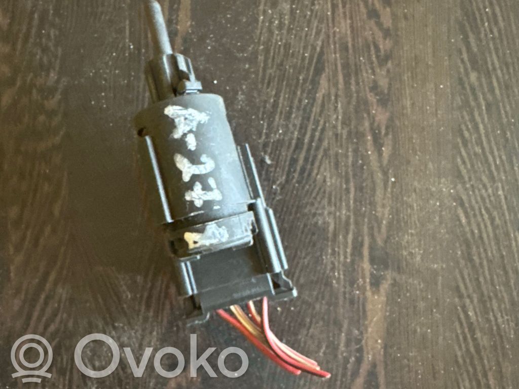 Audi A4 S4 B7 8E 8H Interruttore del pedale del freno 