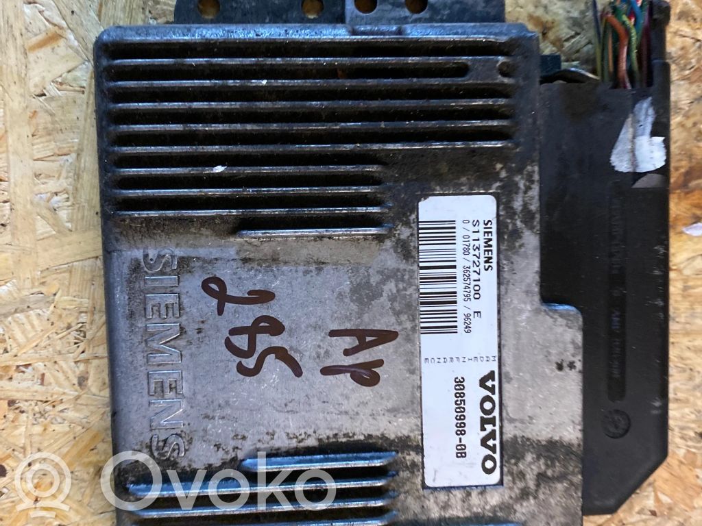 Volvo S40, V40 Engine control unit/module 