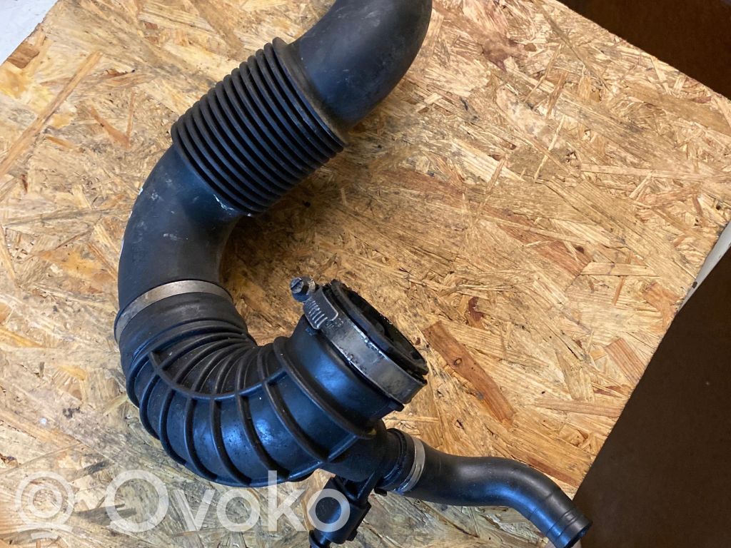 Audi A8 S8 D3 4E Air intake duct part 