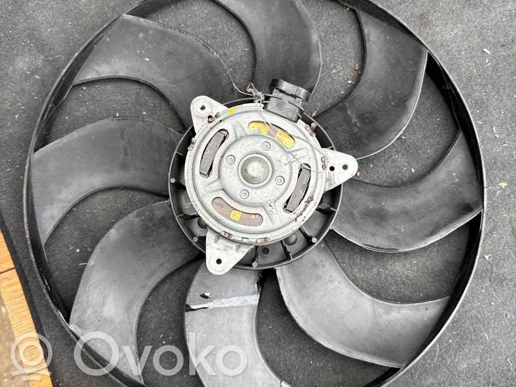 Renault Master III Ventilador eléctrico del radiador 