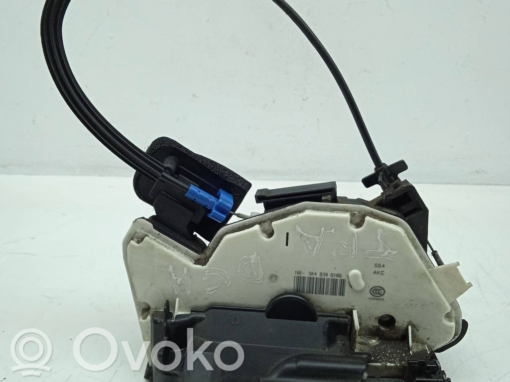 Rear door lock   5K4839016Q