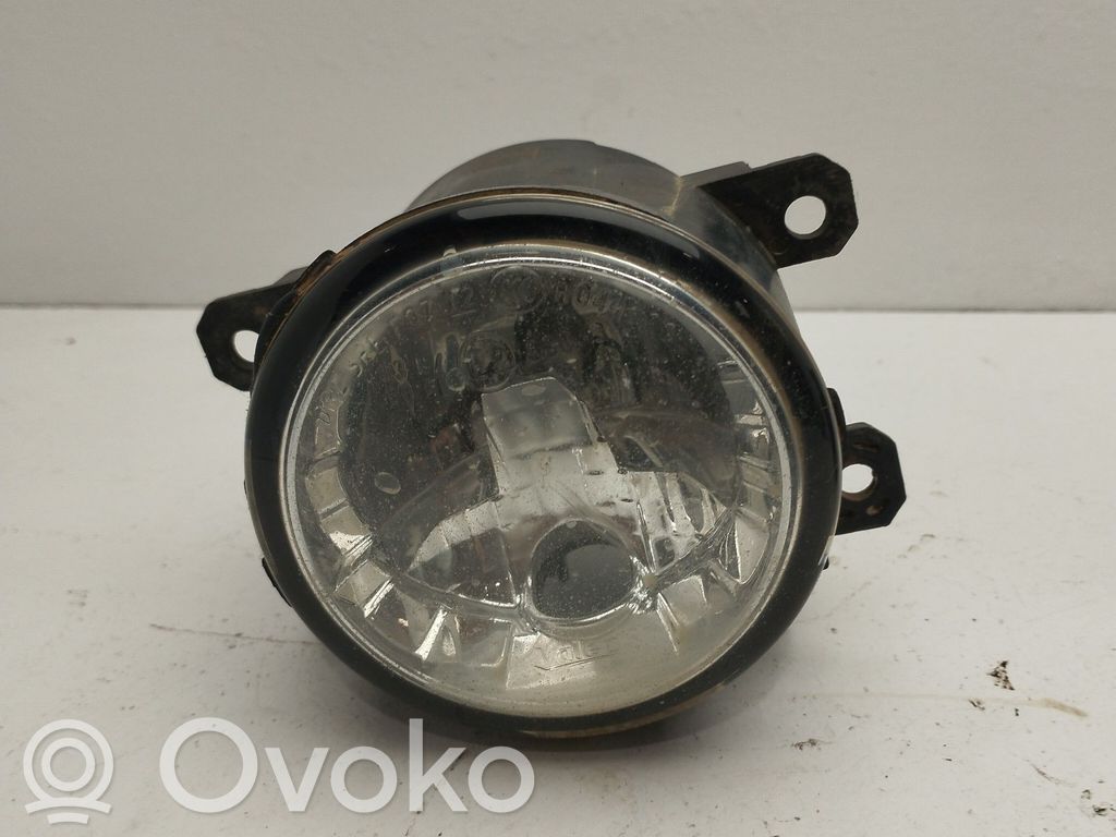Front fog light   84503FJ000