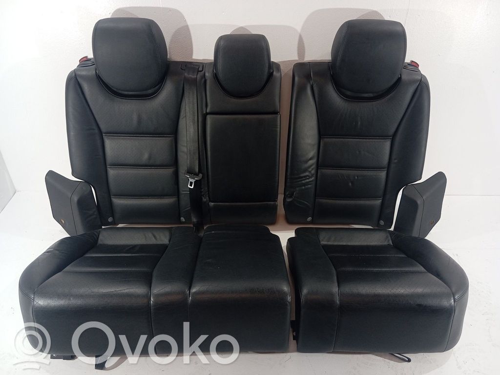 Porsche Cayenne (9PA) Комплект сидений 