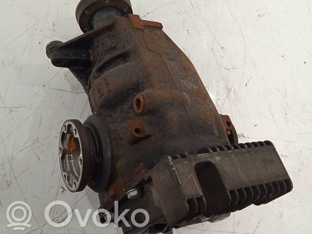 BMW 5 E60 E61 Galinis reduktorius 