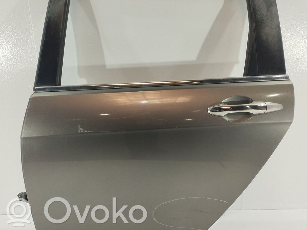 Honda Accord Puerta trasera 