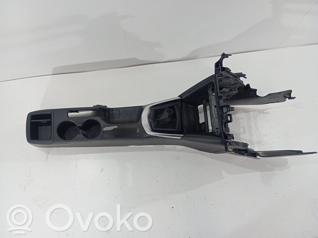 Mazda 2 Console centrale 