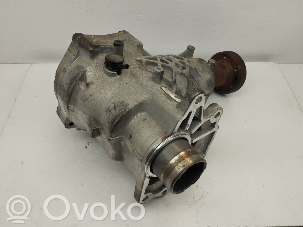 Front differential   LR051075