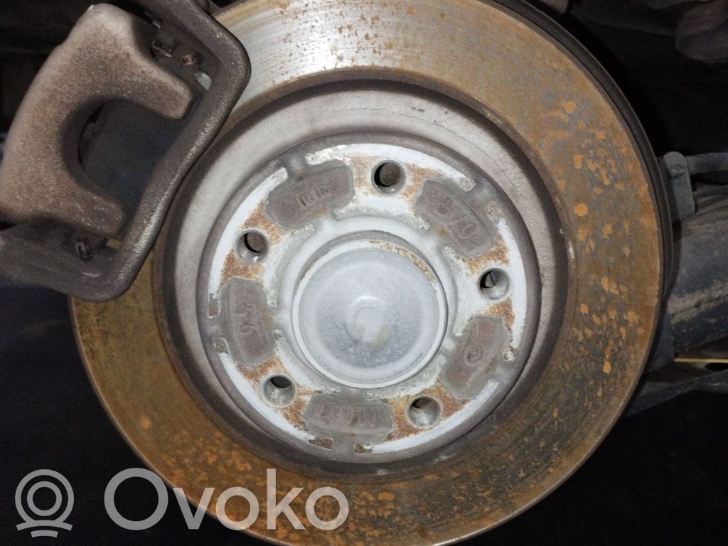 Renault Espace V (RFC) Olka-akselin laakeripesä 