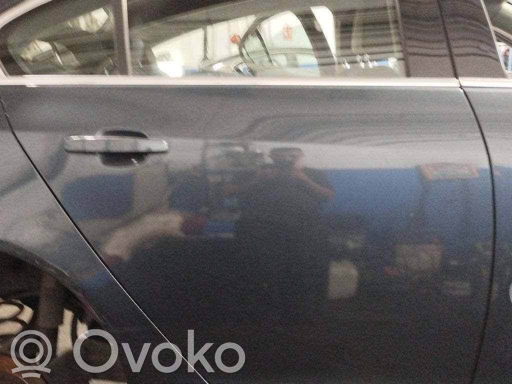 Opel Insignia A Puerta trasera 