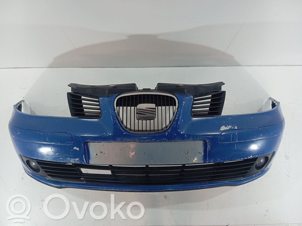 Seat Cordoba (6L) Передний бампер 