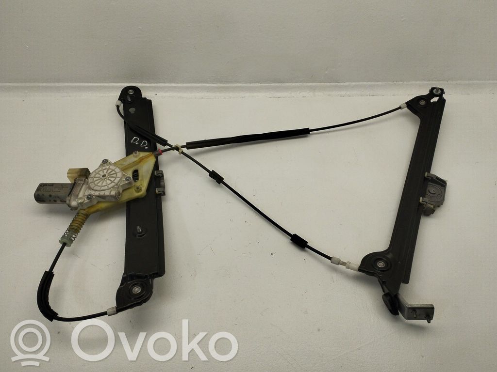 Front door electric window regulator   9030252
