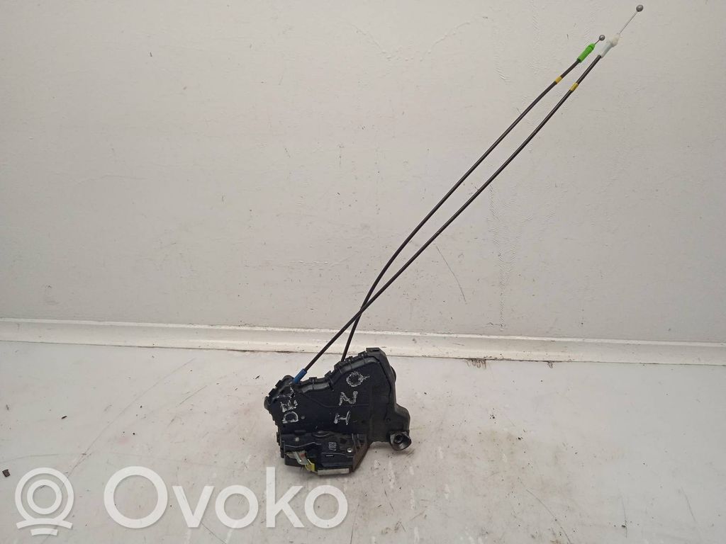 Toyota Auris 150 Zamek drzwi przednich 