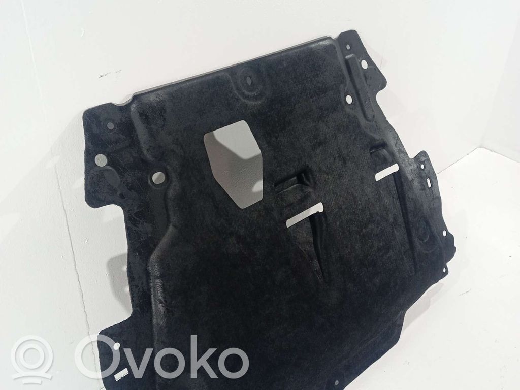 Volvo XC60 Engine splash shield/under tray 
