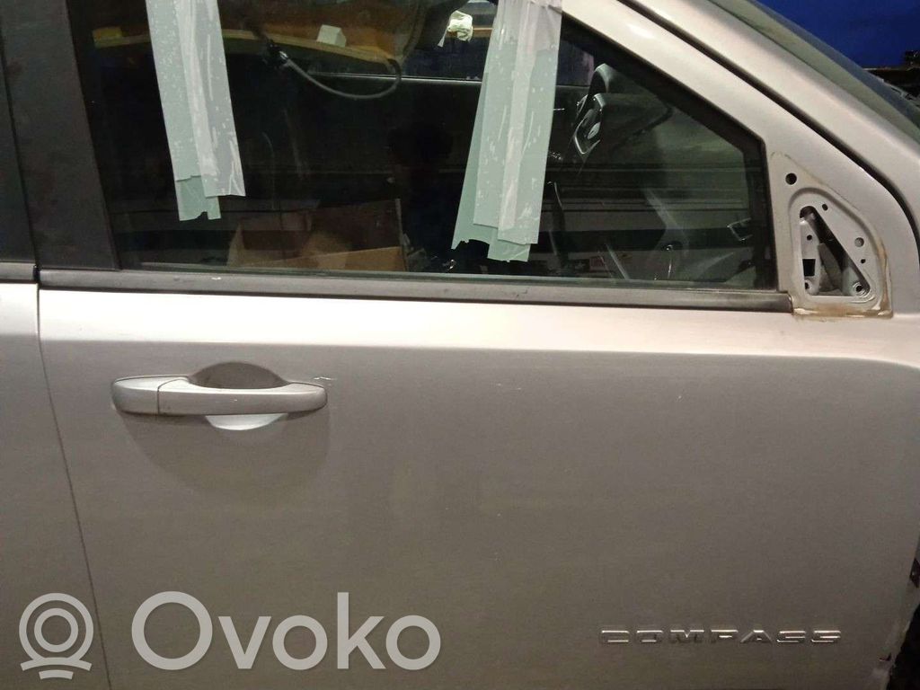 Jeep Compass Durvis 