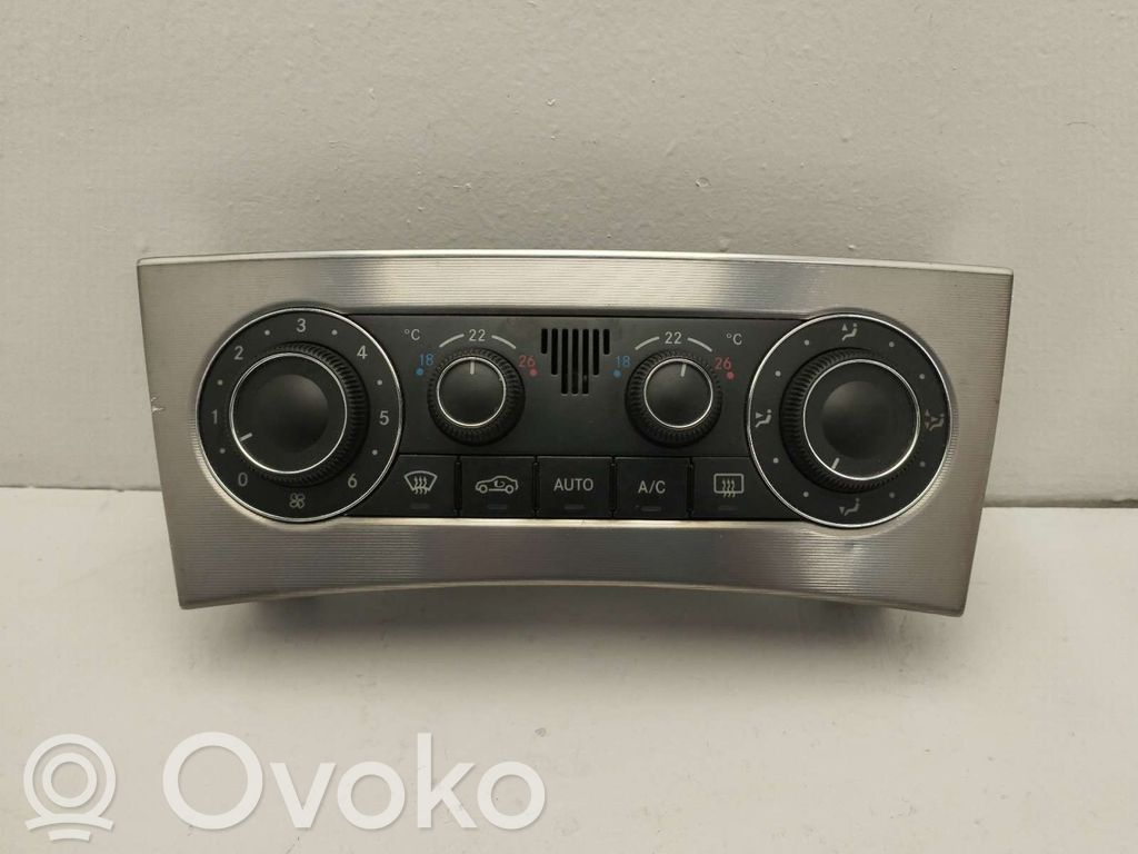 Mercedes-Benz C W203 Climate control unit 