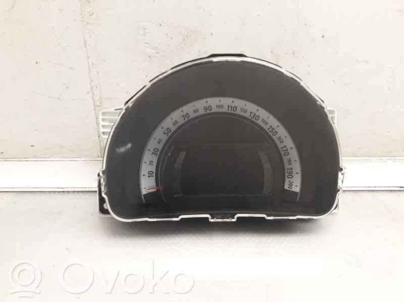 Renault Twingo III Speedometer (instrument cluster) 