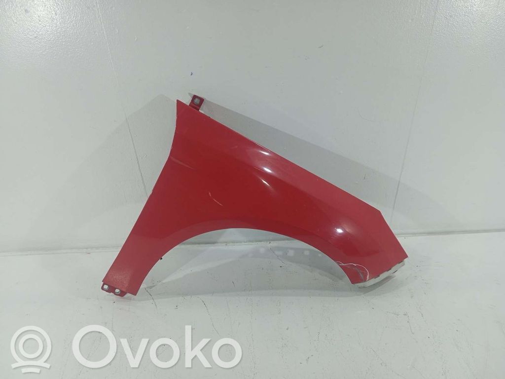 Ford Focus Błotnik przedni 