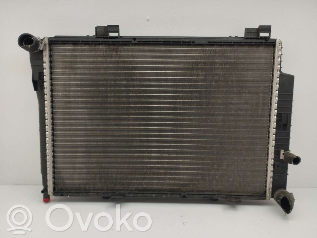 Mercedes-Benz C W202 Radiator lichid răcire