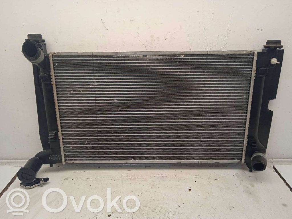 Toyota Corolla E120 E130 Chłodnica