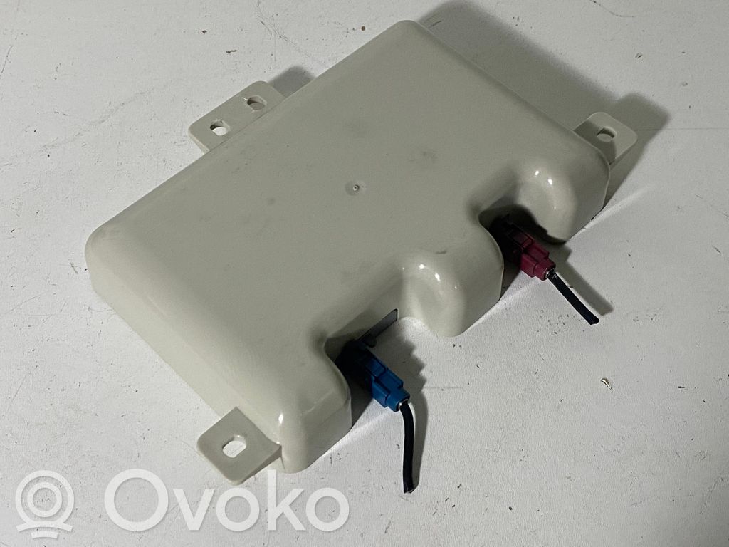BMW 6 E63 E64 Antenos stiprintuvas 